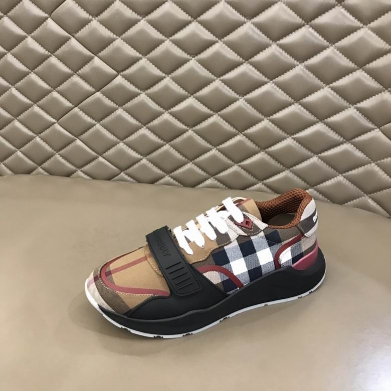 men Burberry shoes-319